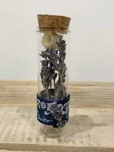 Tube Verre de Lavande - Une idée cadeau Yann-H2o Fleuriste Paris 11eme