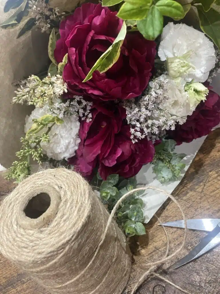 bouquet pivoines style élégant fleuriste Paris