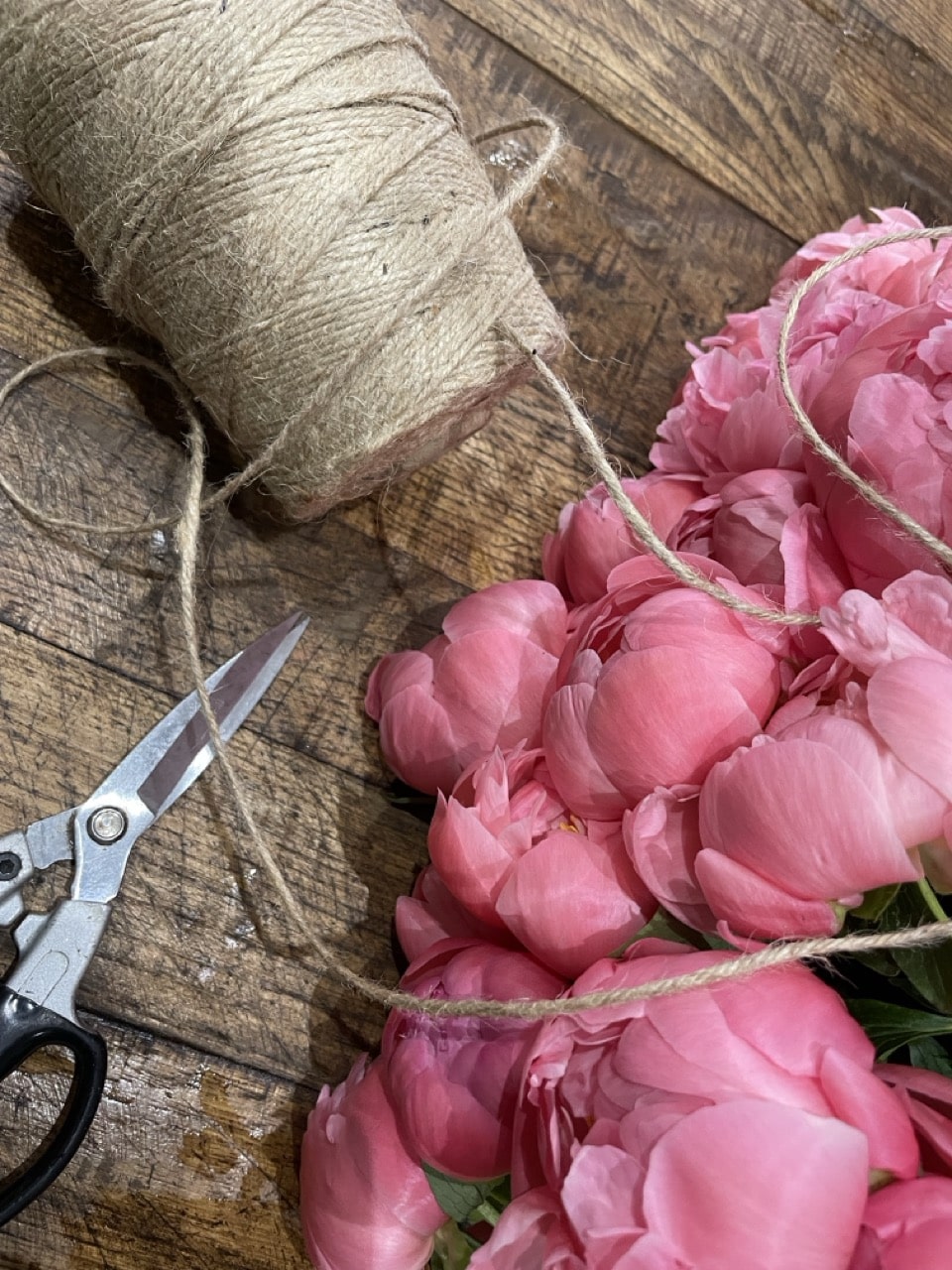 bouquet de pivoines roses fleurs de saison Paris livraison